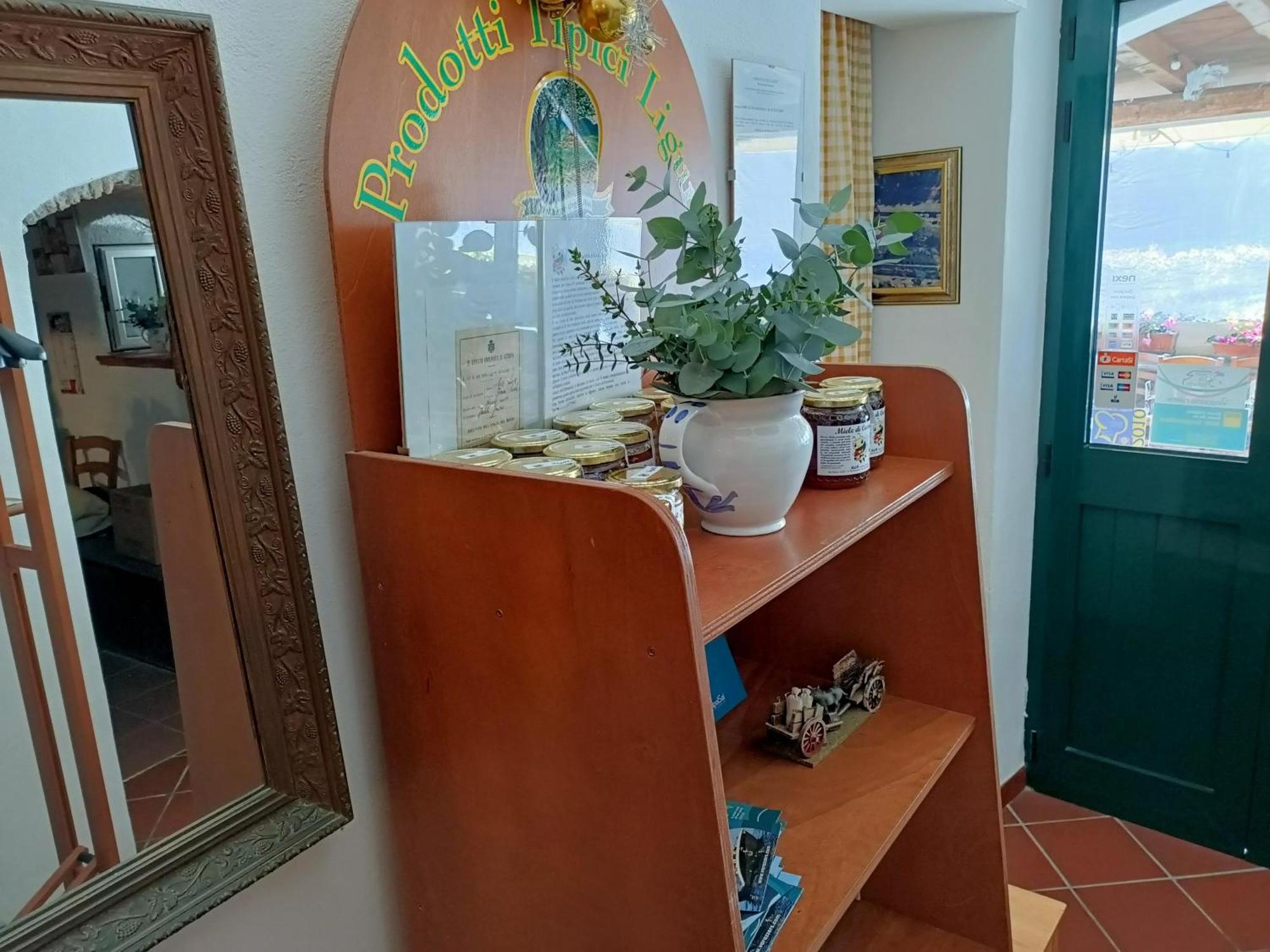צ'לה ליגורה Agriturismo Cele מראה חיצוני תמונה
